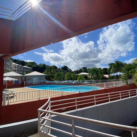 Studio Paisible Avec Piscine, Pas Loin De La Plage La Trinite Εξωτερικό φωτογραφία