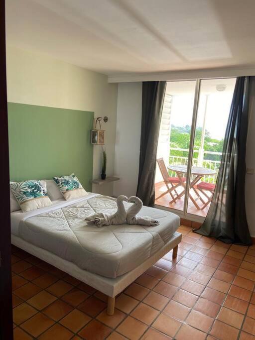 Studio Paisible Avec Piscine, Pas Loin De La Plage La Trinite Εξωτερικό φωτογραφία
