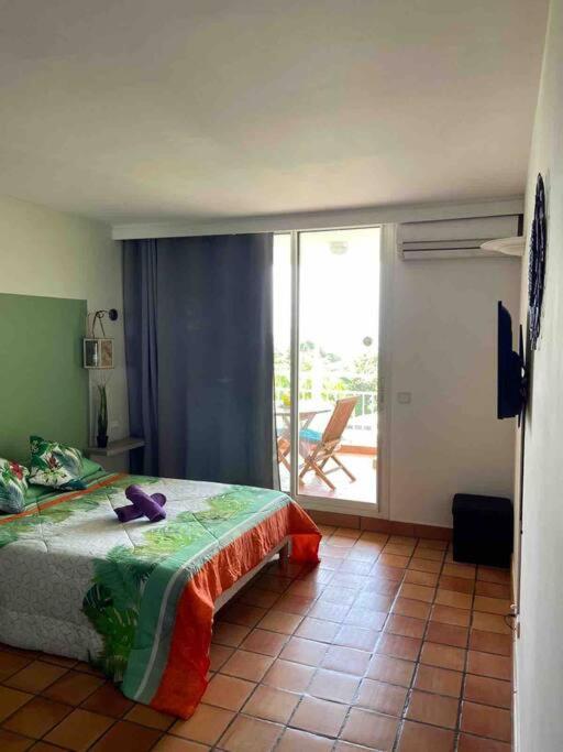 Studio Paisible Avec Piscine, Pas Loin De La Plage La Trinite Εξωτερικό φωτογραφία