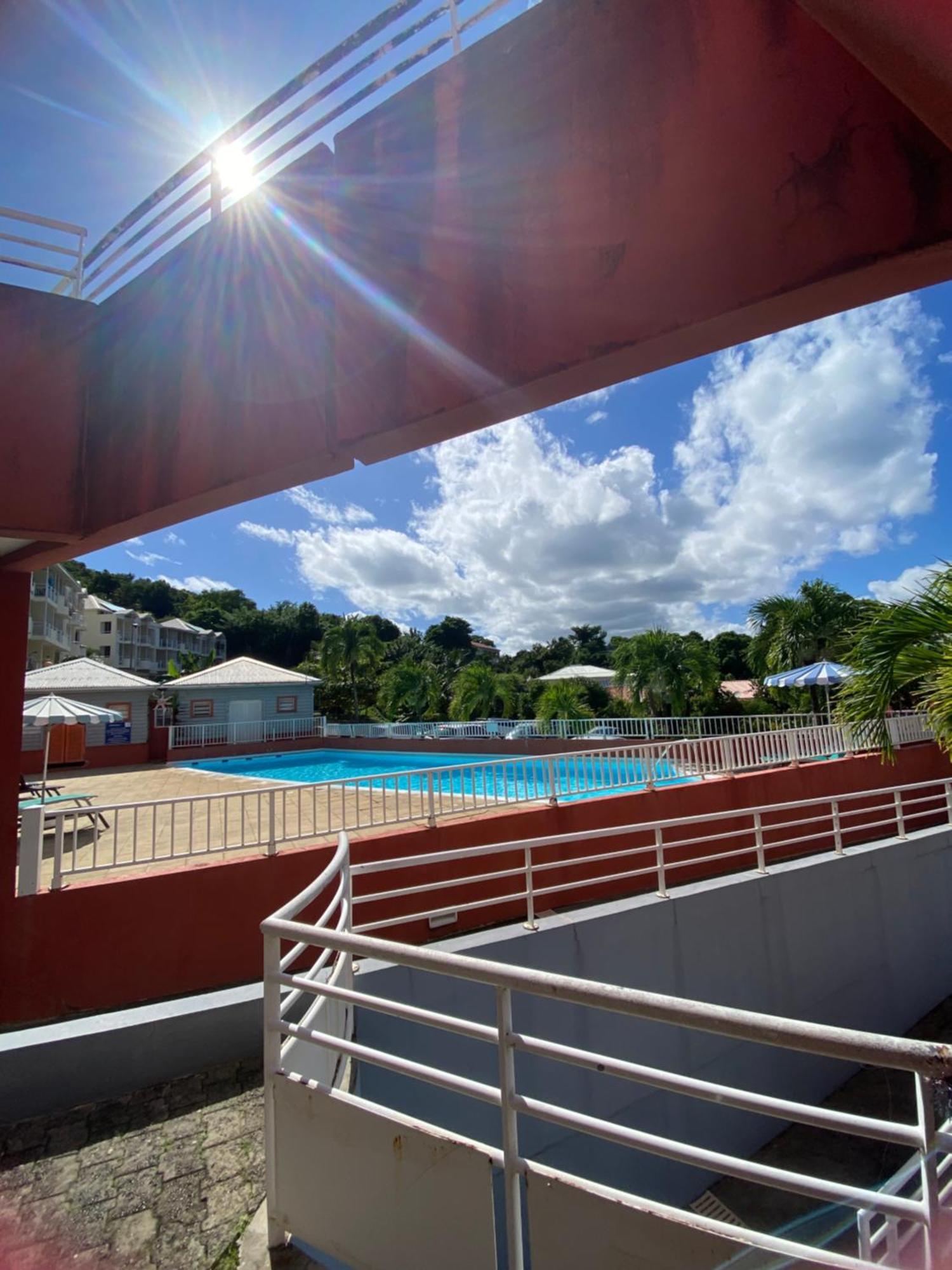 Studio Paisible Avec Piscine, Pas Loin De La Plage La Trinite Εξωτερικό φωτογραφία